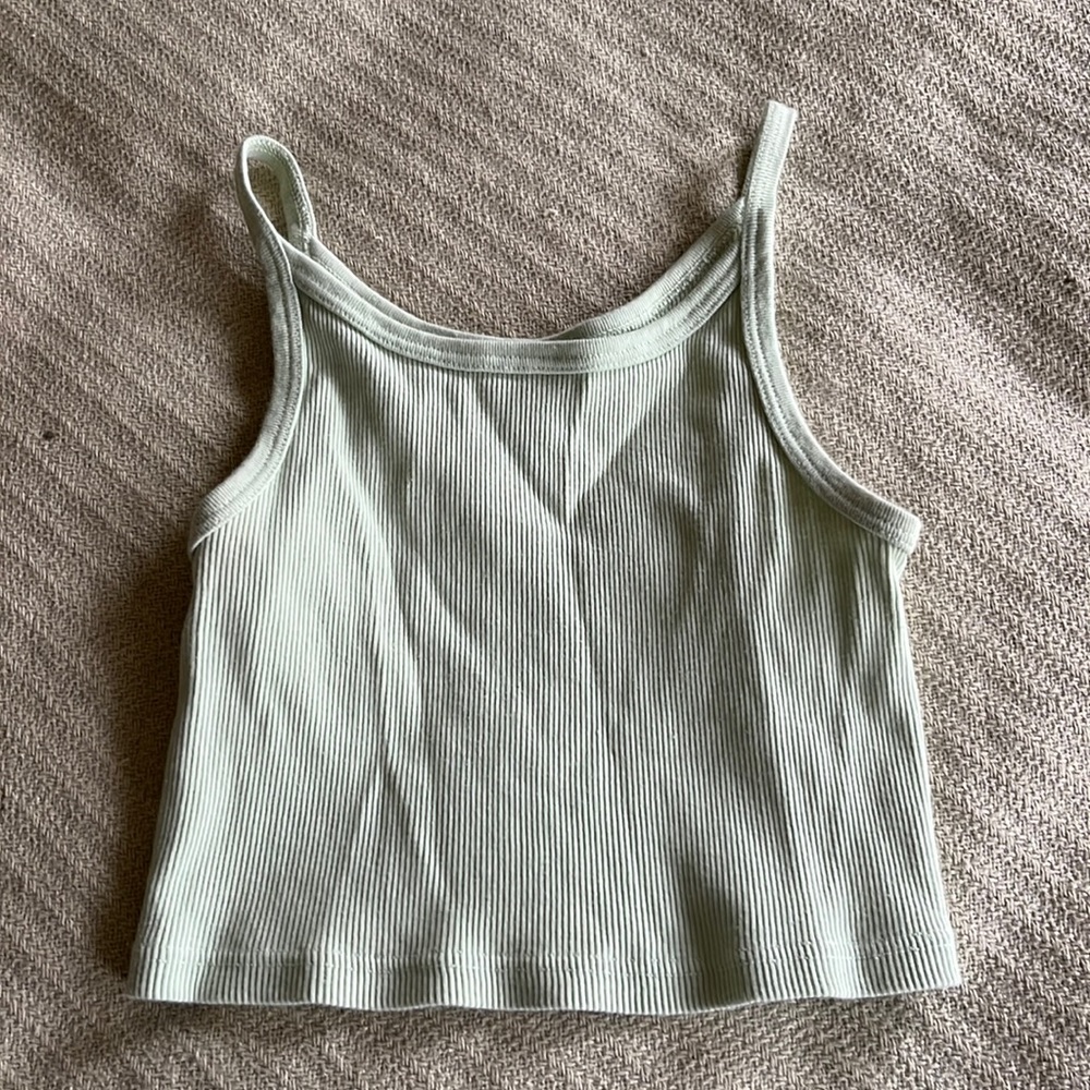Cropped green tank